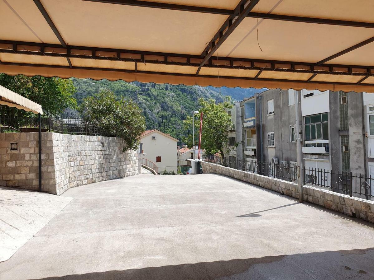Studio Apartments Ilija Kotor Zewnętrze zdjęcie
