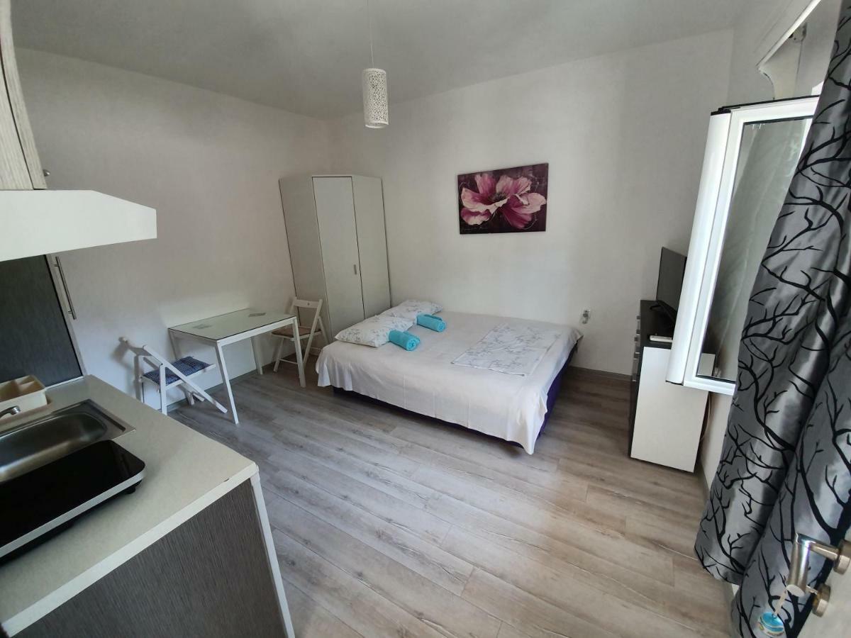 Studio Apartments Ilija Kotor Zewnętrze zdjęcie